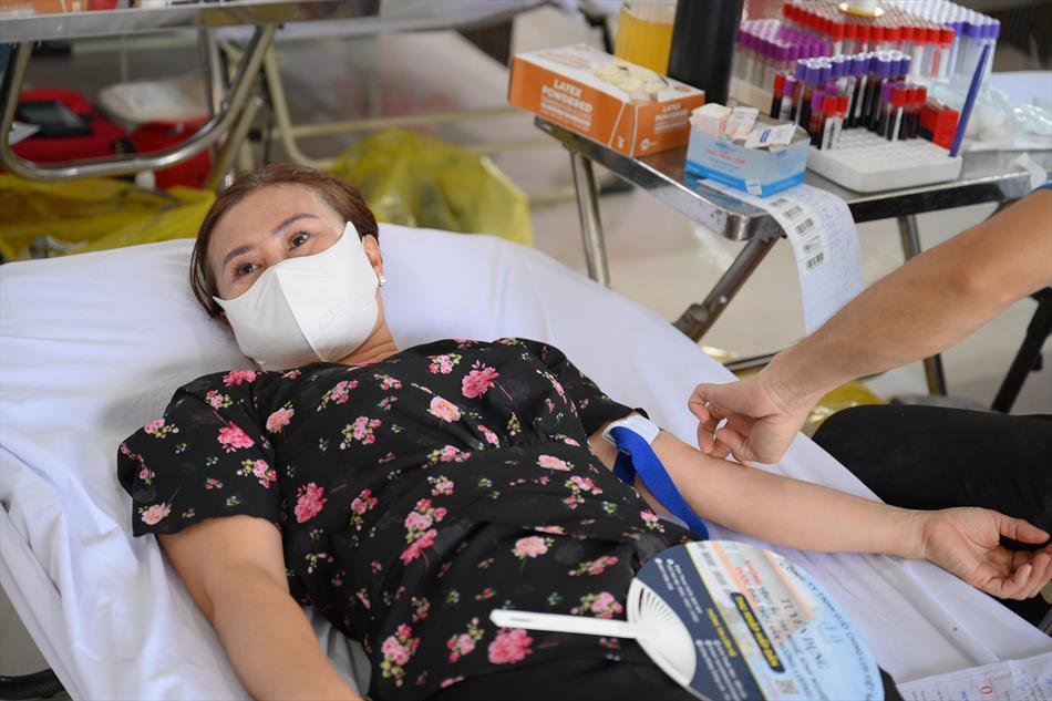6 HIẾN MÁU TƯƠI ĐẸP 6 HIẾN MÁU TƯƠI ĐẸP