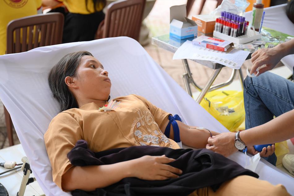 6 HIẾN MÁU TƯƠI ĐẸP 6 HIẾN MÁU TƯƠI ĐẸP