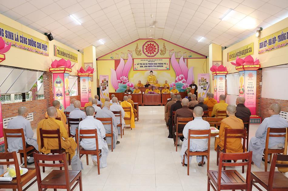BUỔI LỄ TRANG NGHIÊM