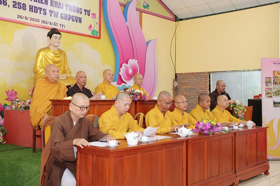 BUỔI LỄ TRANG NGHIÊM