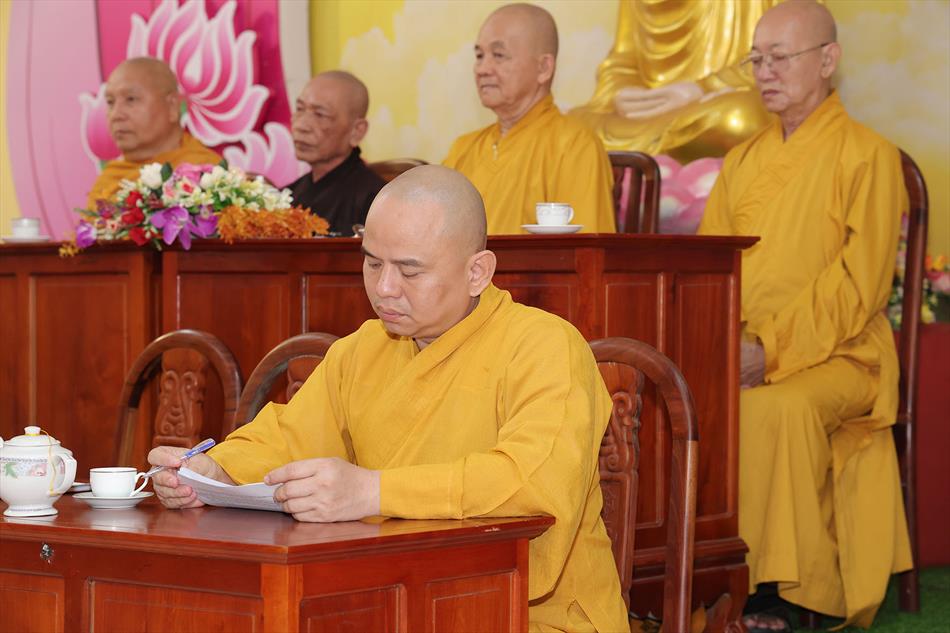 BUỔI LỄ TRANG NGHIÊM