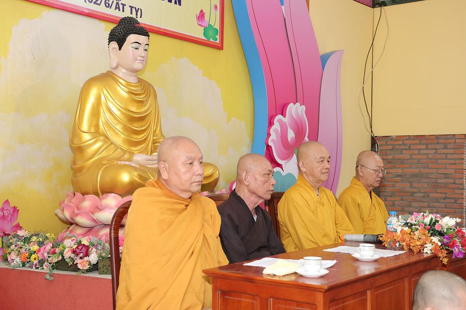 BUỔI LỄ TRANG NGHIÊM