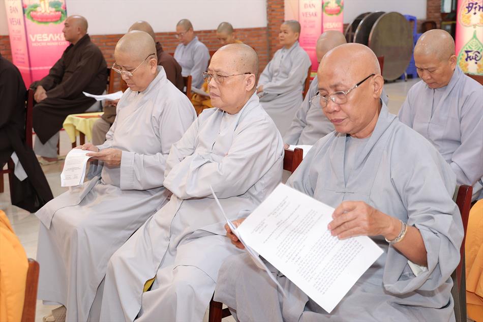 BUỔI LỄ TRANG NGHIÊM