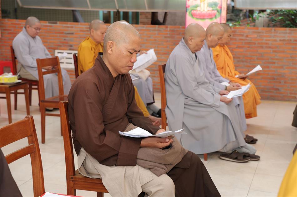 BUỔI LỄ TRANG NGHIÊM