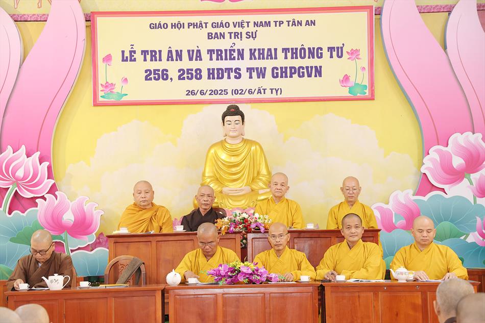 BUỔI LỄ TRANG NGHIÊM