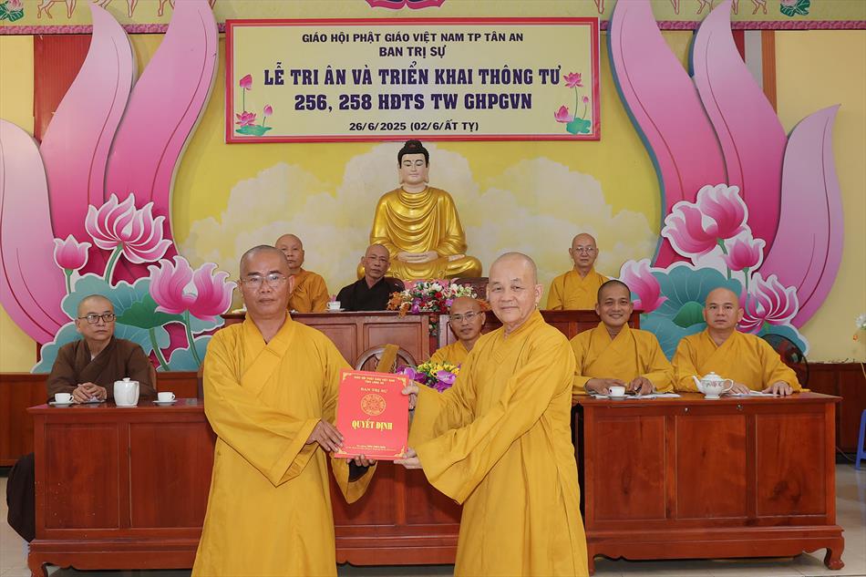 BUỔI LỄ TRANG NGHIÊM