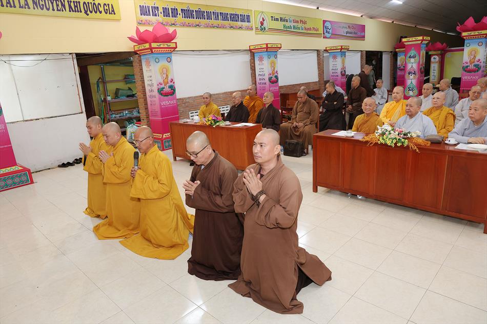 BUỔI LỄ TRANG NGHIÊM
