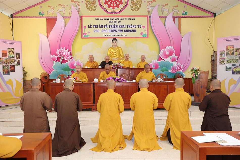 BUỔI LỄ TRANG NGHIÊM