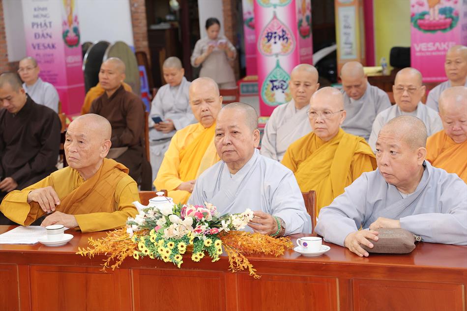 BUỔI LỄ TRANG NGHIÊM