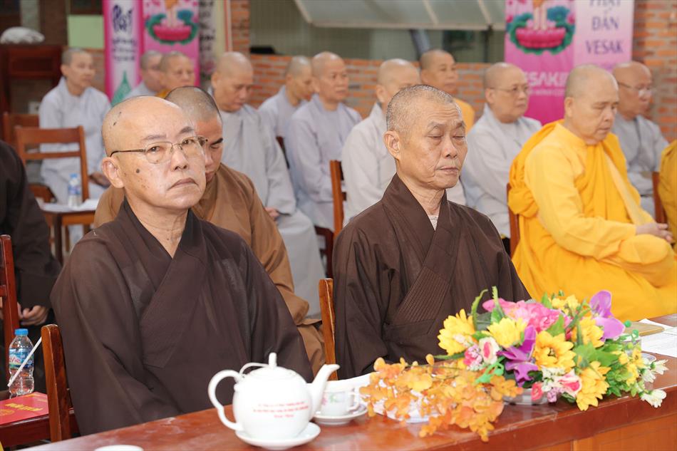 BUỔI LỄ TRANG NGHIÊM