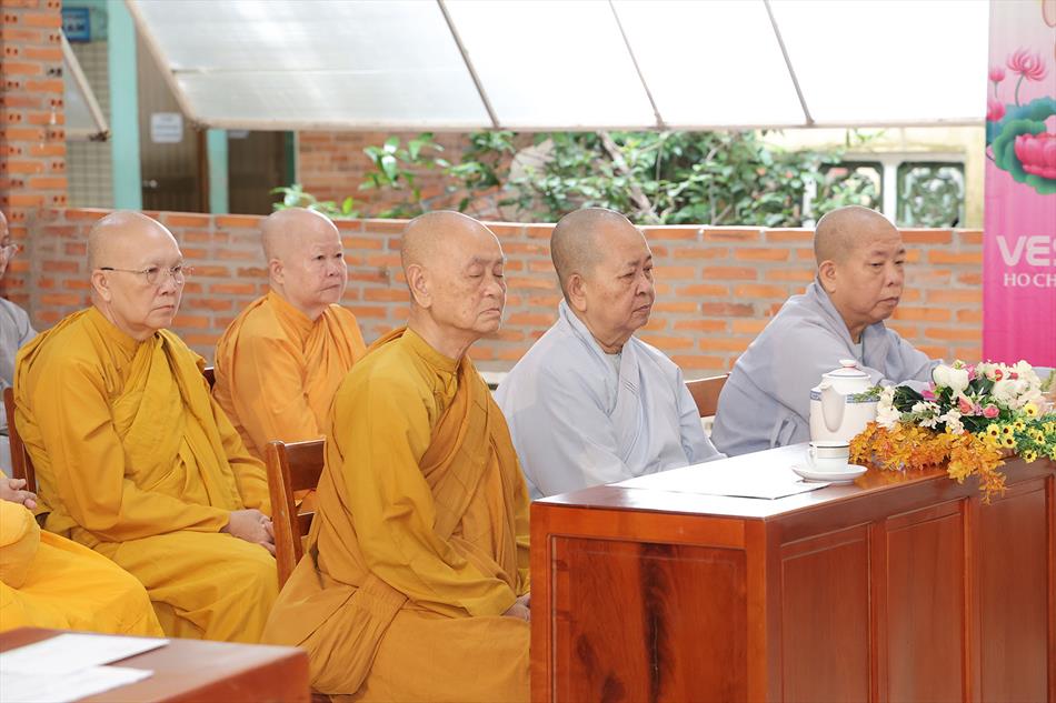 BUỔI LỄ TRANG NGHIÊM