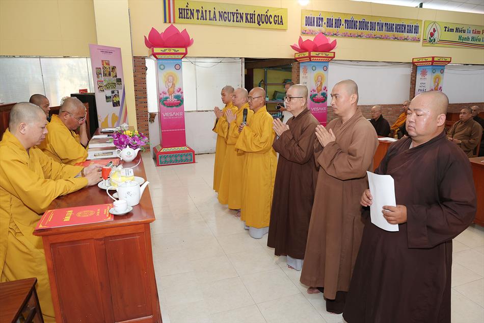 BUỔI LỄ TRANG NGHIÊM