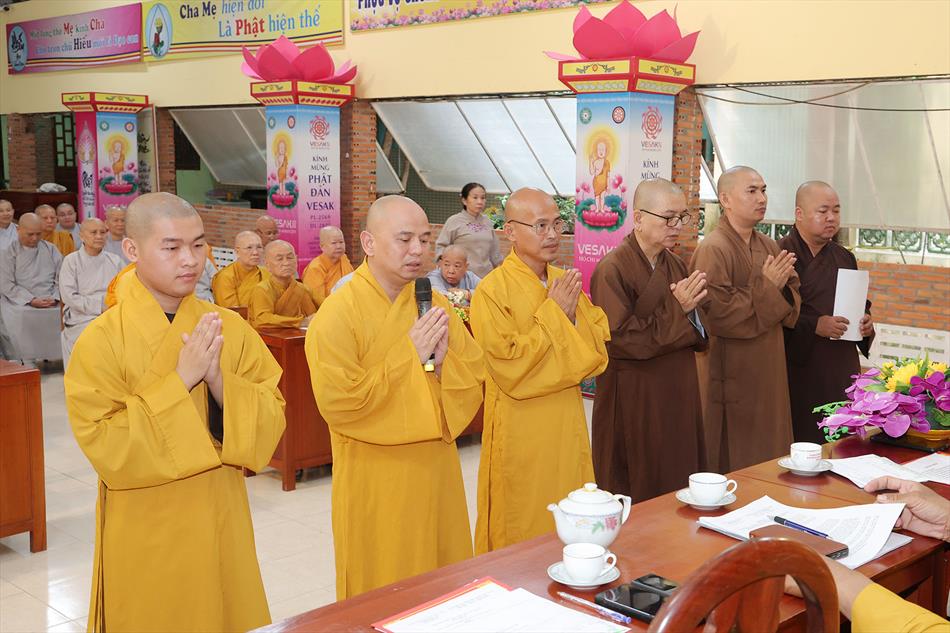 BUỔI LỄ TRANG NGHIÊM