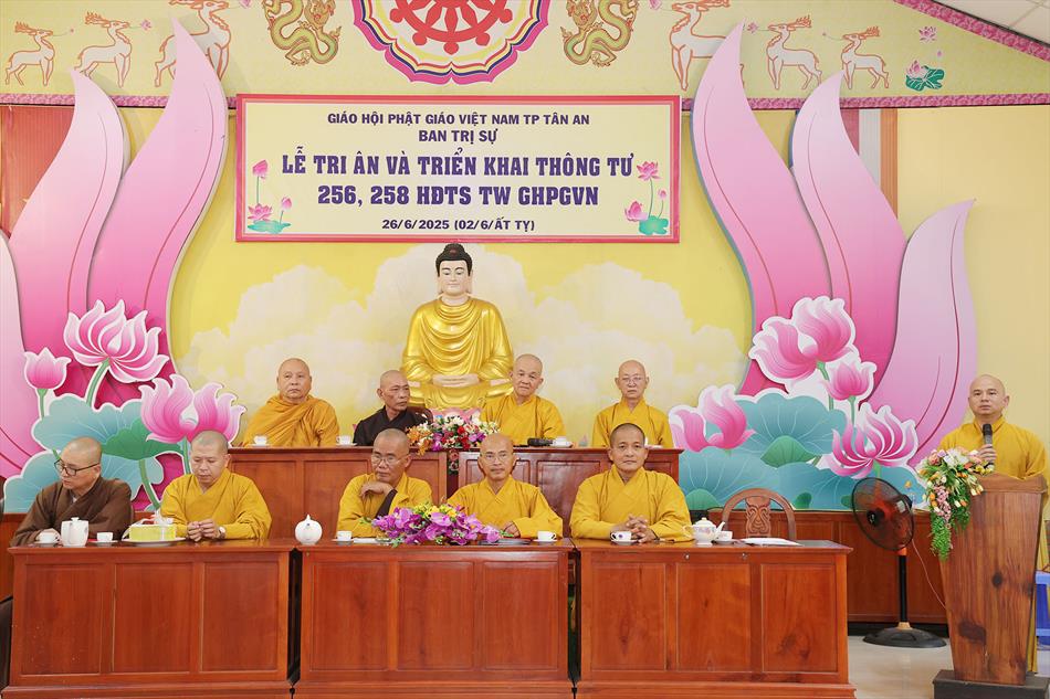 BUỔI LỄ TRANG NGHIÊM