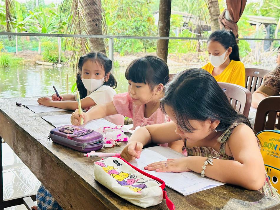 CHỮ ĐẸP – TÂM ĐẸP: BUỔI HỌC Ý NGHĨA TẠI CHÙA ÂN THỌ CHỮ ĐẸP – TÂM ĐẸP: BUỔI HỌC Ý NGHĨA TẠI CHÙA ÂN THỌ
