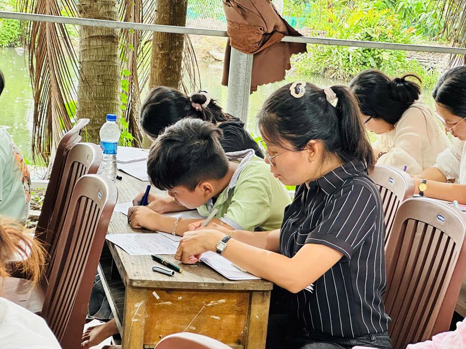 CHỮ ĐẸP – TÂM ĐẸP: BUỔI HỌC Ý NGHĨA TẠI CHÙA ÂN THỌ CHỮ ĐẸP – TÂM ĐẸP: BUỔI HỌC Ý NGHĨA TẠI CHÙA ÂN THỌ