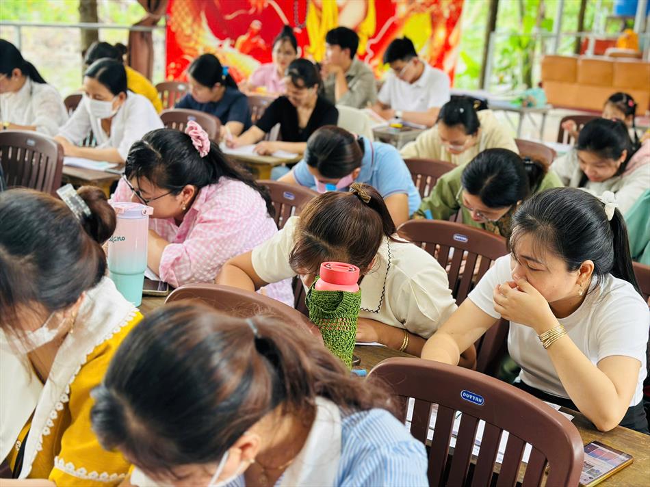 CHỮ ĐẸP – TÂM ĐẸP: BUỔI HỌC Ý NGHĨA TẠI CHÙA ÂN THỌ CHỮ ĐẸP – TÂM ĐẸP: BUỔI HỌC Ý NGHĨA TẠI CHÙA ÂN THỌ