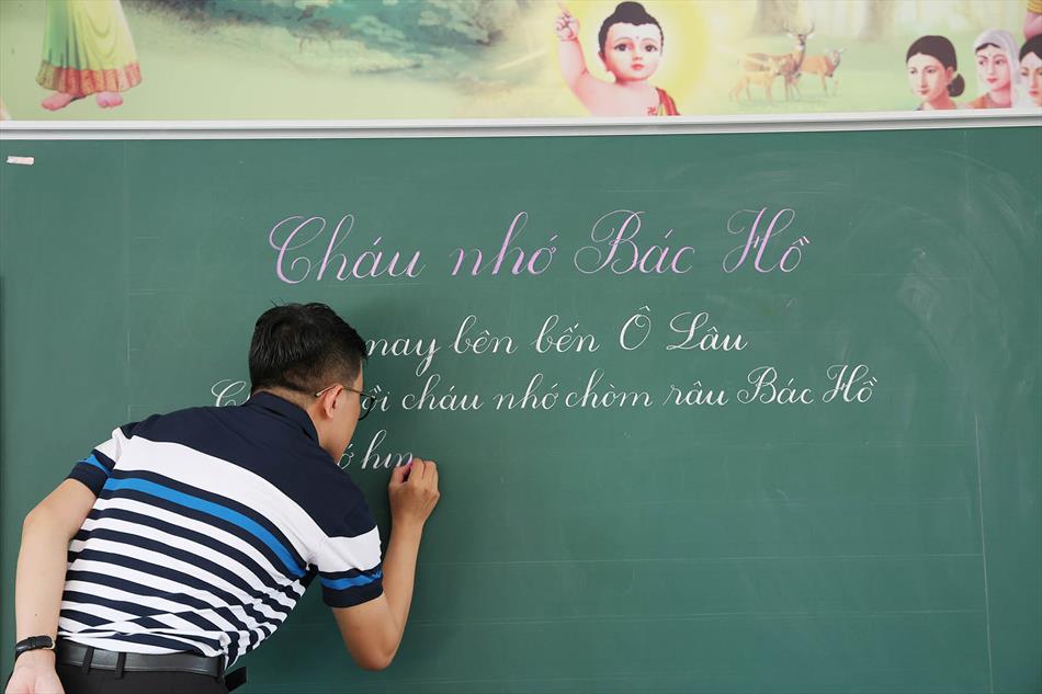 CHỮ ĐẸP – TÂM ĐẸP: BUỔI HỌC Ý NGHĨA TẠI CHÙA ÂN THỌ CHỮ ĐẸP – TÂM ĐẸP: BUỔI HỌC Ý NGHĨA TẠI CHÙA ÂN THỌ