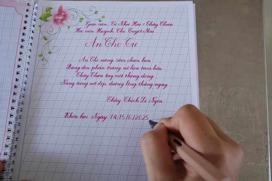 CHỮ ĐẸP – TÂM ĐẸP: BUỔI HỌC Ý NGHĨA TẠI CHÙA ÂN THỌ CHỮ ĐẸP – TÂM ĐẸP: BUỔI HỌC Ý NGHĨA TẠI CHÙA ÂN THỌ