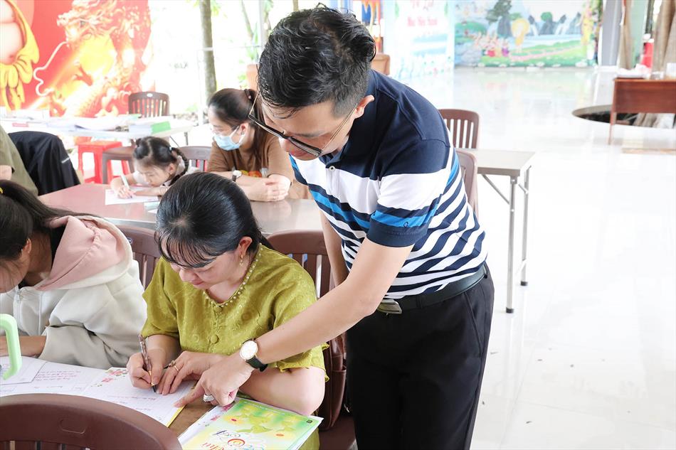 CHỮ ĐẸP – TÂM ĐẸP: BUỔI HỌC Ý NGHĨA TẠI CHÙA ÂN THỌ CHỮ ĐẸP – TÂM ĐẸP: BUỔI HỌC Ý NGHĨA TẠI CHÙA ÂN THỌ