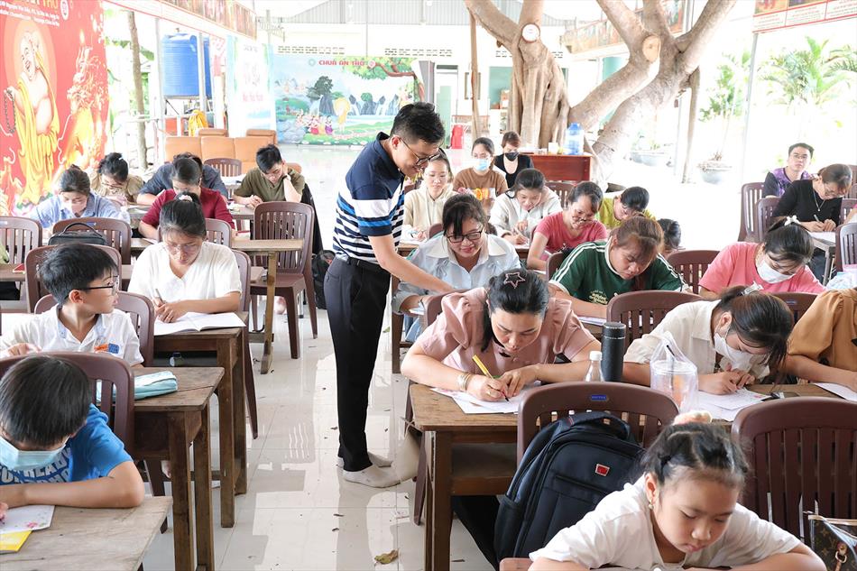 CHỮ ĐẸP – TÂM ĐẸP: BUỔI HỌC Ý NGHĨA TẠI CHÙA ÂN THỌ CHỮ ĐẸP – TÂM ĐẸP: BUỔI HỌC Ý NGHĨA TẠI CHÙA ÂN THỌ
