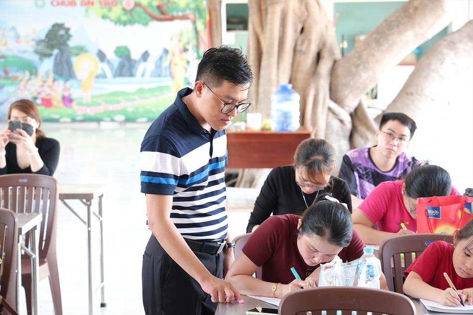 CHỮ ĐẸP – TÂM ĐẸP: BUỔI HỌC Ý NGHĨA TẠI CHÙA ÂN THỌ CHỮ ĐẸP – TÂM ĐẸP: BUỔI HỌC Ý NGHĨA TẠI CHÙA ÂN THỌ