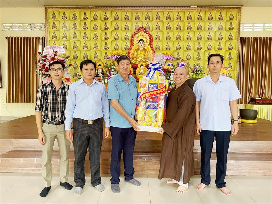 2 TIẾP ĐOÀN SỞ DÂN TỘC TÔN GIÁO TỈNH 2 TIẾP ĐOÀN SỞ DÂN TỘC TÔN GIÁO TỈNH