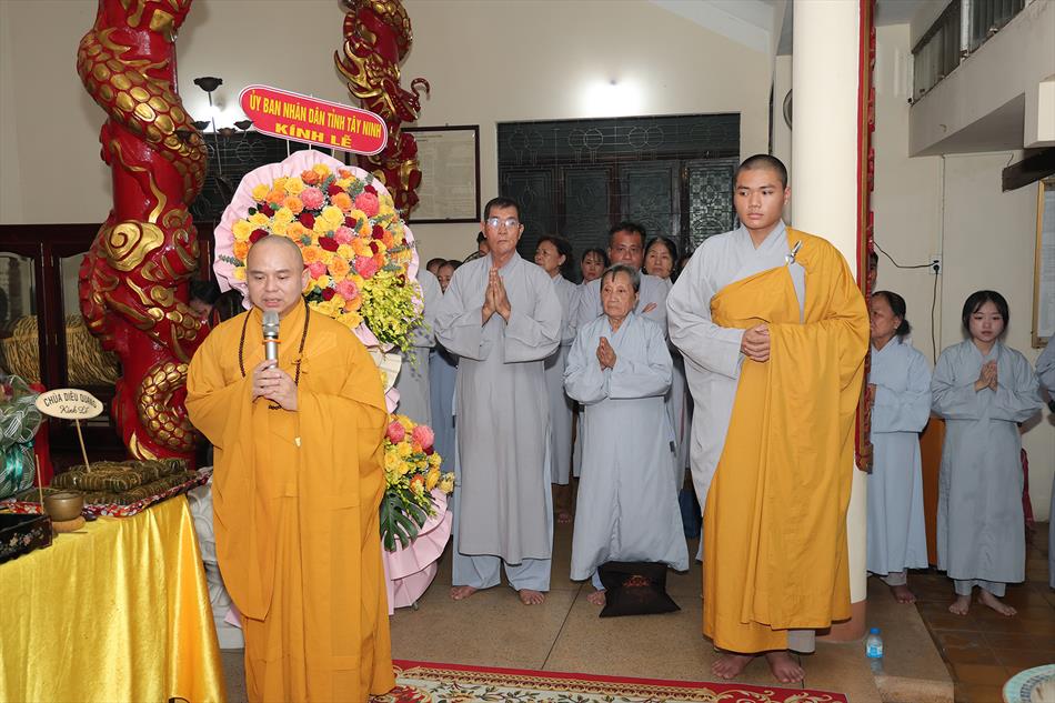 CHÙA ÂN THỌ TỤNG KINH CẦU NGUYỆN  CHÙA ÂN THỌ TỤNG KINH CẦU NGUYỆN