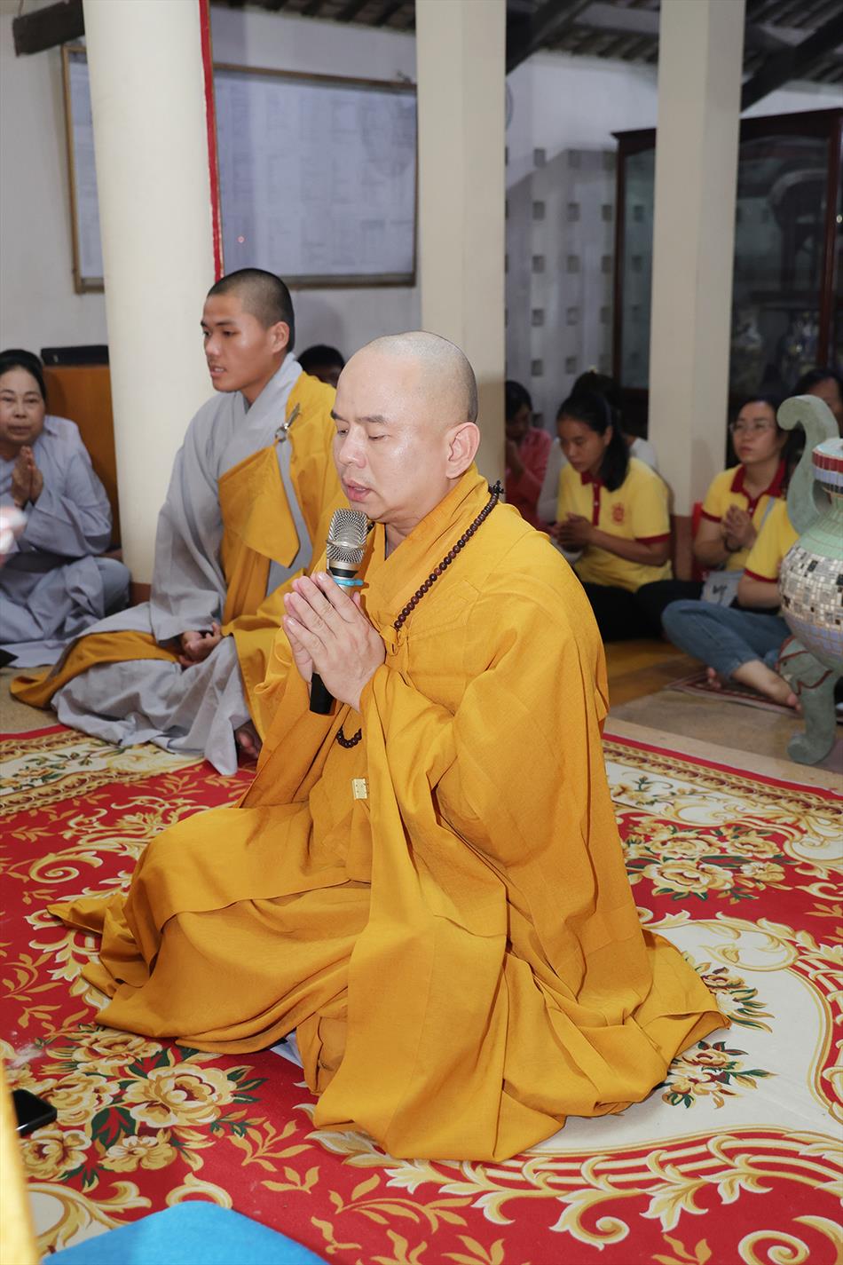 CHÙA ÂN THỌ TỤNG KINH CẦU NGUYỆN  CHÙA ÂN THỌ TỤNG KINH CẦU NGUYỆN