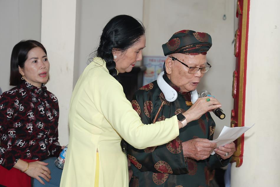 CHÙA ÂN THỌ TỤNG KINH CẦU NGUYỆN  CHÙA ÂN THỌ TỤNG KINH CẦU NGUYỆN