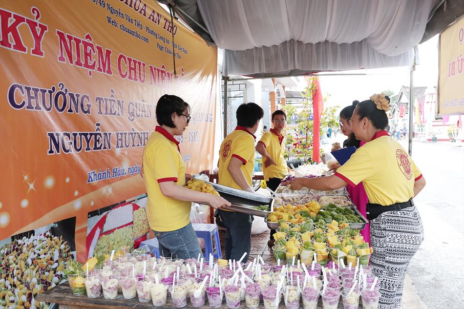 QUẦY BÁNH TỪ BI QUẦY BÁNH TỪ BI