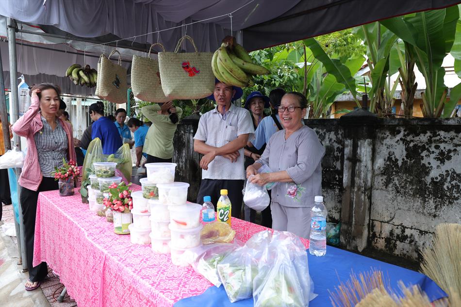 QUẦY BÁNH TỪ BI QUẦY BÁNH TỪ BI