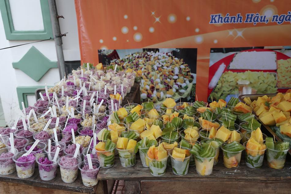 QUẦY BÁNH TỪ BI QUẦY BÁNH TỪ BI