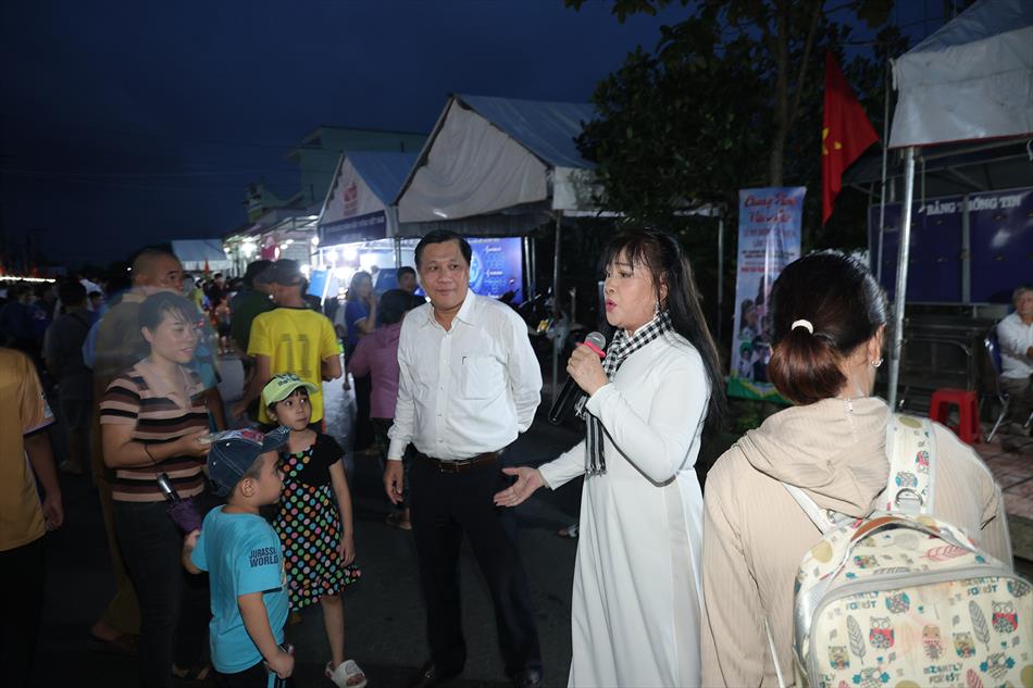 ĐOÀN TÌNH CA BẮC SƠN THAM GIA LỄ GIỖ ĐOÀN TÌNH CA BẮC SƠN THAM GIA LỄ GIỖ