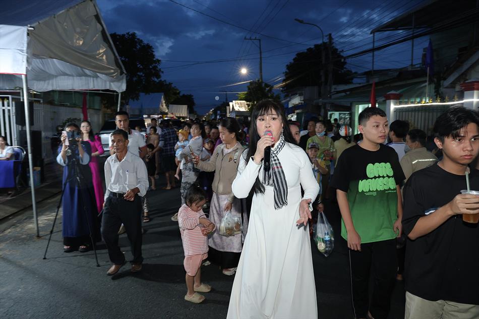 ĐOÀN TÌNH CA BẮC SƠN THAM GIA LỄ GIỖ ĐOÀN TÌNH CA BẮC SƠN THAM GIA LỄ GIỖ