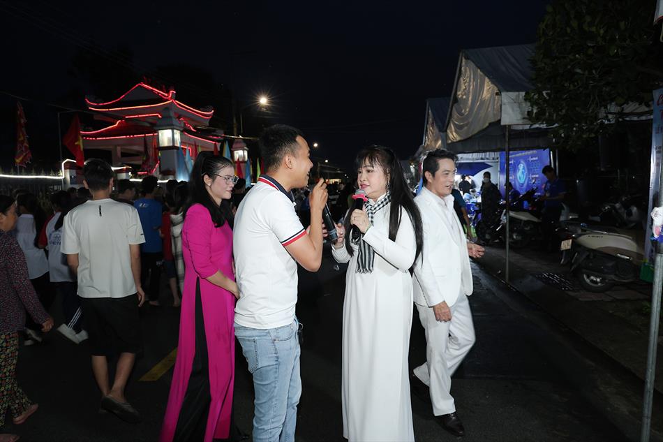 ĐOÀN TÌNH CA BẮC SƠN THAM GIA LỄ GIỖ ĐOÀN TÌNH CA BẮC SƠN THAM GIA LỄ GIỖ