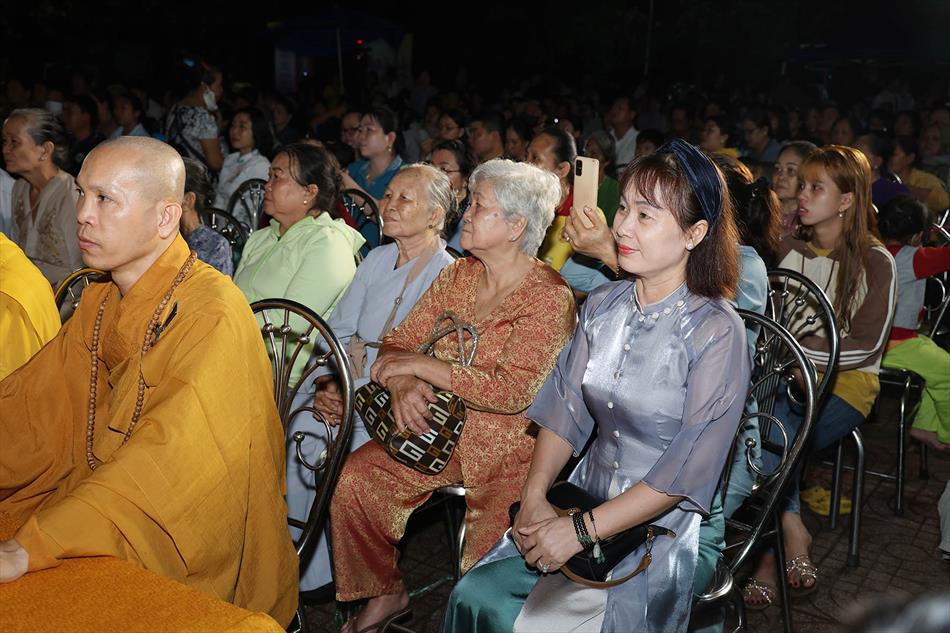 1 QUÝ TÔN ĐỨC VÀ ĐẠI BIỂU TRONG LỄ CHÍNH THỨC 1 QUÝ TÔN ĐỨC VÀ ĐẠI BIỂU TRONG LỄ CHÍNH THỨC