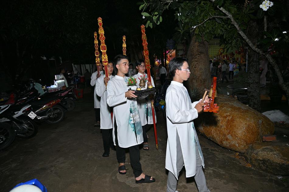 5 NGHI THỨC THỈNH SƯ 5 NGHI THỨC THỈNH SƯ