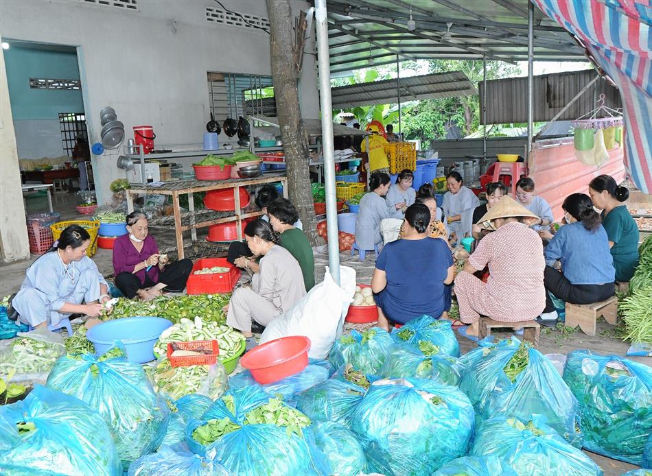 10 LỄ HỘI BÁNH XÈO QUY MÔ LỚN 10 LỄ HỘI BÁNH XÈO QUY MÔ LỚN
