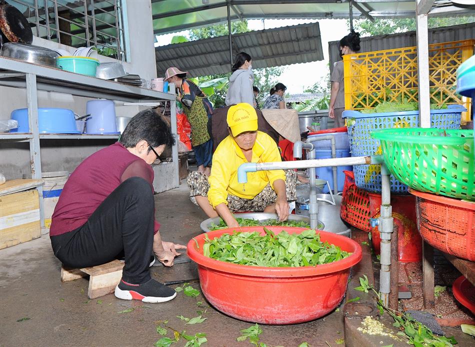 10 LỄ HỘI BÁNH XÈO QUY MÔ LỚN 10 LỄ HỘI BÁNH XÈO QUY MÔ LỚN