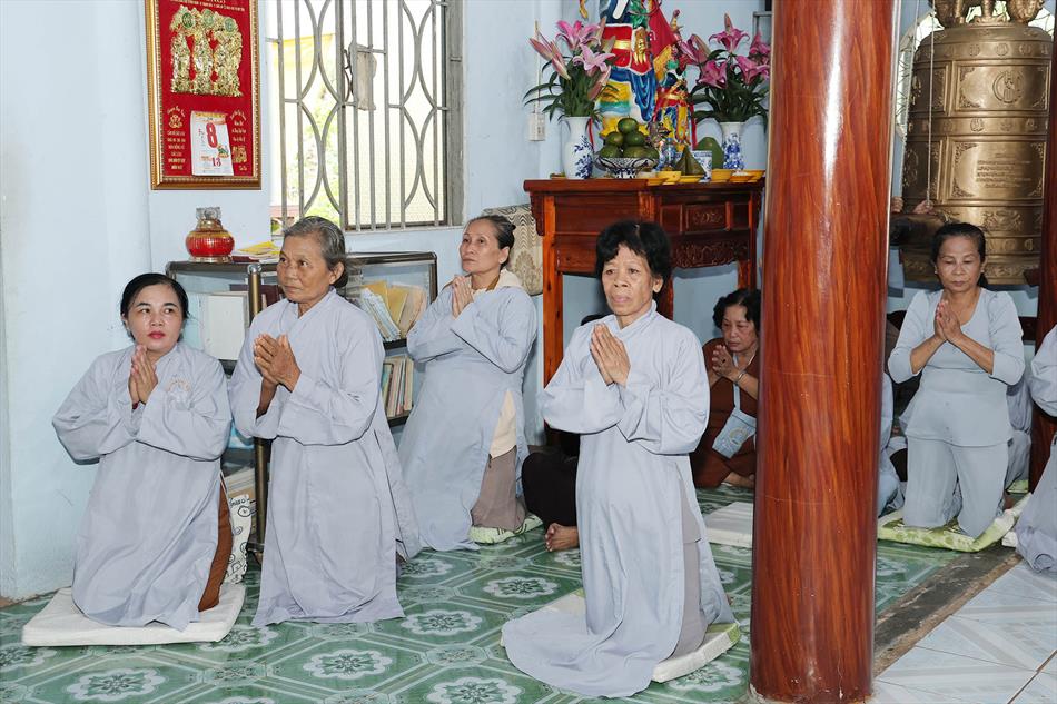 3 NGHI THỨC KHAI KINH, CÚNG NGỌ 3 NGHI THỨC KHAI KINH, CÚNG NGỌ