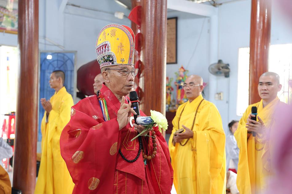 3 NGHI THỨC KHAI KINH, CÚNG NGỌ 3 NGHI THỨC KHAI KINH, CÚNG NGỌ