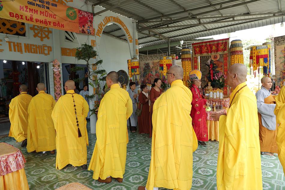 3 NGHI THỨC KHAI KINH, CÚNG NGỌ 3 NGHI THỨC KHAI KINH, CÚNG NGỌ