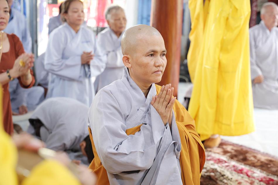 3 NGHI THỨC KHAI KINH, CÚNG NGỌ 3 NGHI THỨC KHAI KINH, CÚNG NGỌ