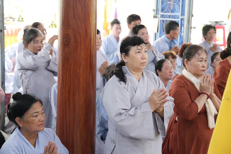 3 NGHI THỨC KHAI KINH, CÚNG NGỌ 3 NGHI THỨC KHAI KINH, CÚNG NGỌ