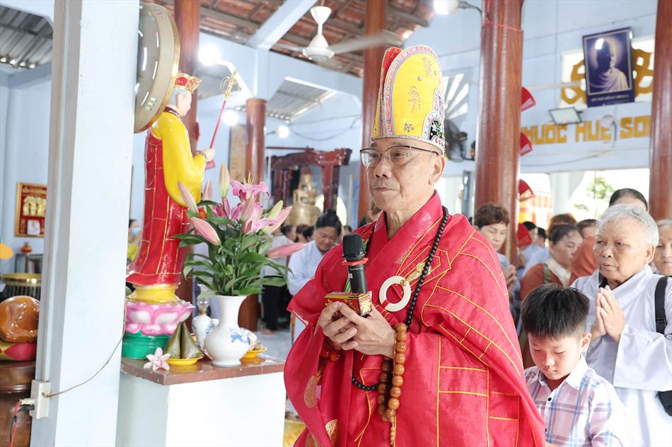 3 NGHI THỨC KHAI KINH, CÚNG NGỌ 3 NGHI THỨC KHAI KINH, CÚNG NGỌ
