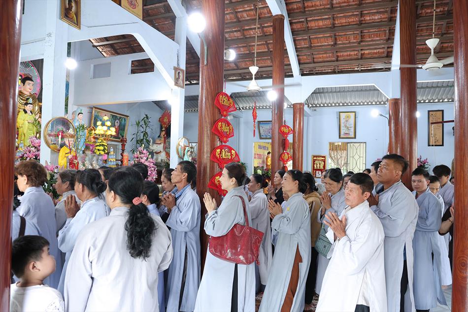 3 NGHI THỨC KHAI KINH, CÚNG NGỌ 3 NGHI THỨC KHAI KINH, CÚNG NGỌ