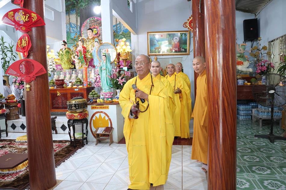 3 NGHI THỨC KHAI KINH, CÚNG NGỌ 3 NGHI THỨC KHAI KINH, CÚNG NGỌ