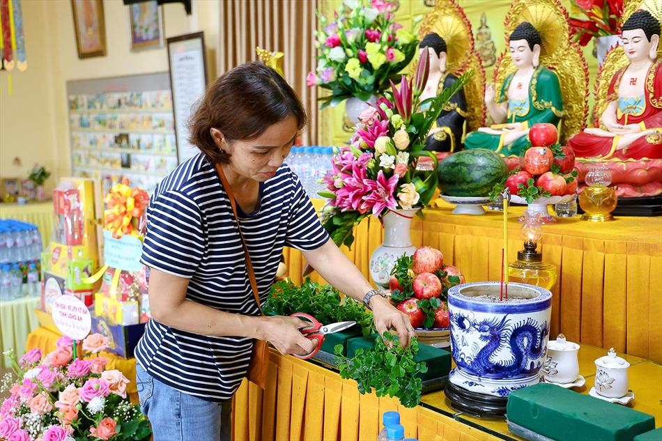 2 KHÔNG GIAN TẮM PHẬT 2 KHÔNG GIAN TẮM PHẬT