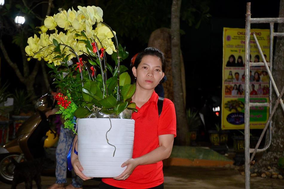 2 KHÔNG GIAN TẮM PHẬT 2 KHÔNG GIAN TẮM PHẬT